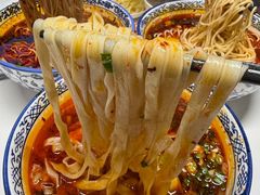 -伊穆祥牛肉面总店·清真