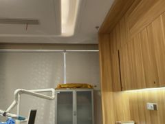 -上海仁爱医院口腔科 · 种植