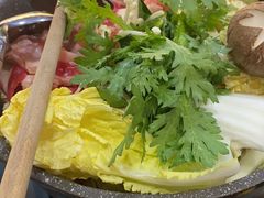 牛肉寿喜锅-初居食屋日式料理(万象城购物中心店)
