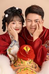 -都市丽人婚纱摄影