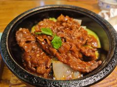 石锅牛肉-吴氏老妈·23年家常菜(古城店)