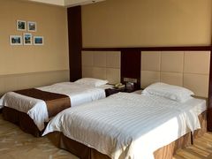 -张家界大成山水国际大酒店