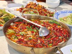 -百味地锅鸡(二店·财校分店)