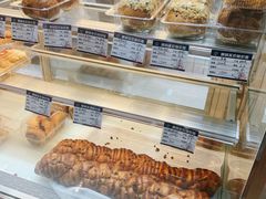 -白玉兰食品甜凤店(合生汇店)