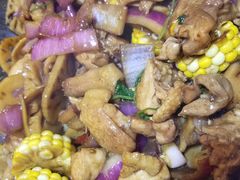 招牌胡须佬鸡煲-胡须佬鸡煲四季火锅店(石厦西村直营店)