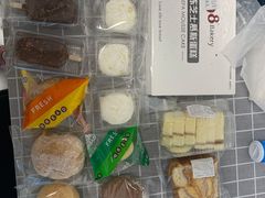 -炉边皮皮·烘焙甜品工厂店