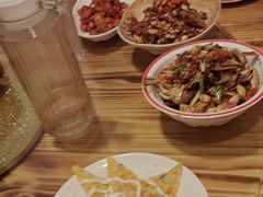 -冶建镜子·老南昌大排档·江西虾王(总店)