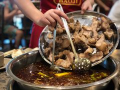 -肖肖酸萝卜鱼火锅(总店)