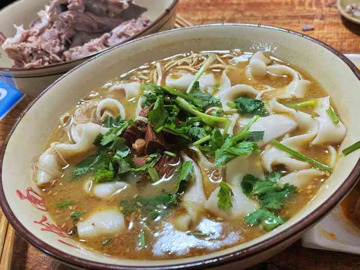 四厂烩面(棉纺路店)-"郑州最出名的一家烩面,味道很不错,和别家.