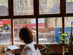 靠窗位-VESH COFFEE(定西路店)