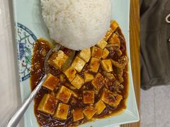 -苏沪老鸿兴城市饭堂(肇嘉浜路店)