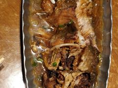 黄焖大鲤鱼-95号酱骨·一块豆腐(展春园西路店)