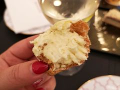 -Salon de The de Joel Robuchon(外滩18号店)