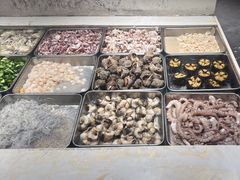 -五谷丰登农家院·地道胶东菜·海鲜烧烤(威海店)