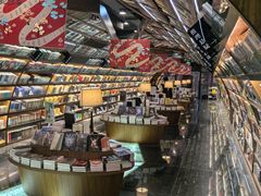 -钟书阁(珍园店)