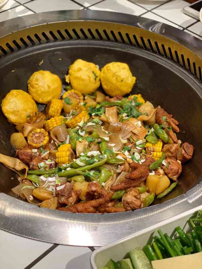 姚稷大铁锅(万航渡路店)-"惦记了好久的铁锅炖大鹅,结果吃了3锅也没.