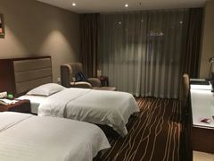 -怡华威斯达酒店(重庆医科大学附属儿童医院店)