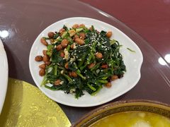 -津鲁园饭店