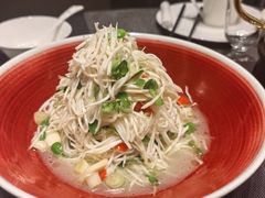 -艳阳天民俗村(公园路店)
