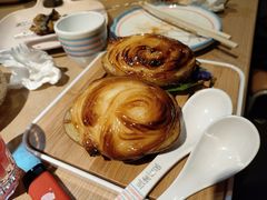 -街角等你.大连海鲜烧烤(西安路店)