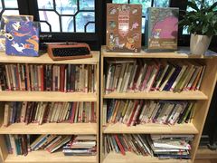 -猫的天空之城概念书店(杭州南宋御街店)