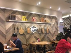 大堂-必胜客(大宁路店)