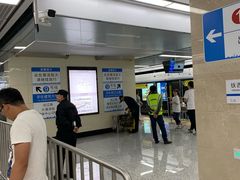 -铁西广场(地铁站)