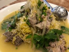 大骨头炖酸菜-长城东北菜(新港西路店)