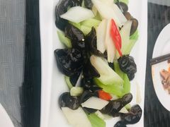-渝信川菜(南滨店)