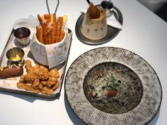 -露露家咖啡店