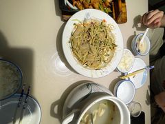 -老码头黑皮肘子锅包肉(赣水路店)