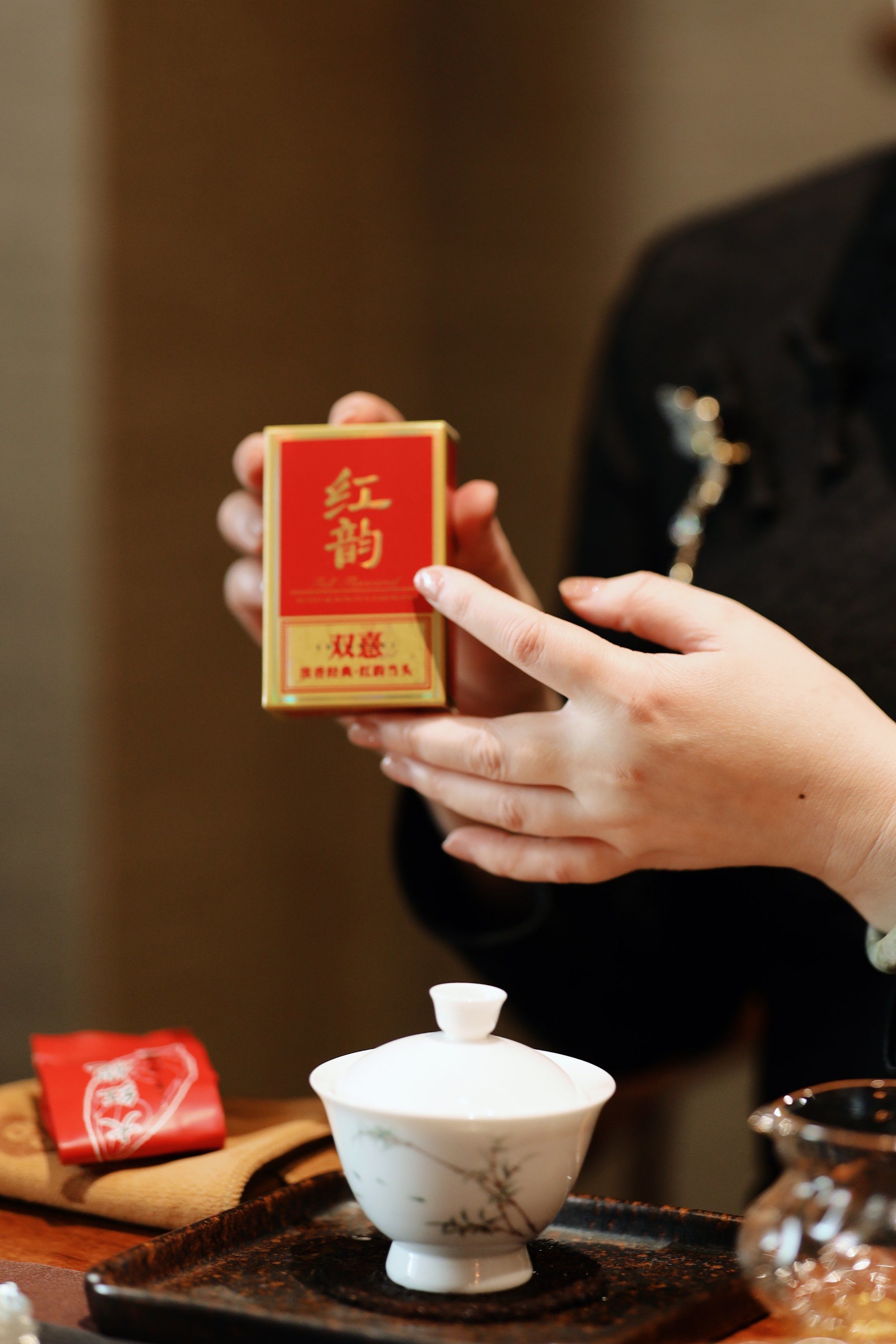 开年一起喝泡红韵大红袍,寓意将鸿运当头一整年