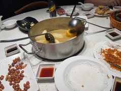 -肥仔文澳门猪骨煲(南京西路店)
