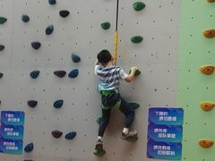 -蓝天攀岩-青少年训练(罗湖益田假日广场店)