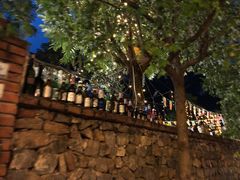 -百里峡七彩艺术小镇