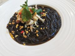 酸辣鸡丝蕨根粉-港丽餐厅(高德置地店)