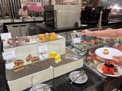 -圣丰索菲特·2 On 988 Café 自助餐厅