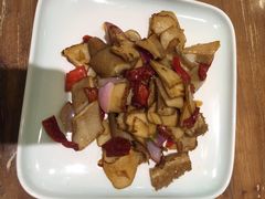 -清真·玛丽亚新疆菜主题餐厅(浙江中路店)