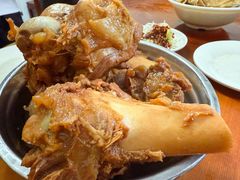 -王记酱骨头馆(新华路一店)