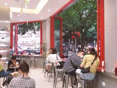 -喧闹·东方大气茶(鹅岭二厂店)