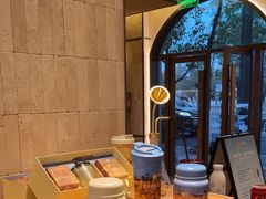 -霸王茶姬(南强街店)