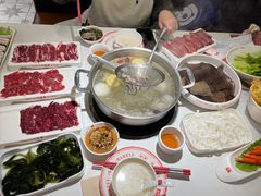 -八合里牛肉火锅(上海世茂广场店)