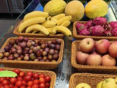 -来龍儿鲜切牛肉自助老火锅