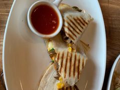 -玛格萝妮(汇智国际商业中心店)