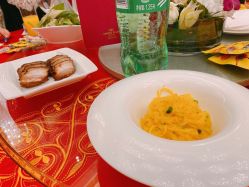点击看大图 -上海复旦皇冠假日酒店·宴会厅