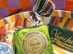 -VENCHI 闻绮(北京国贸商城店)