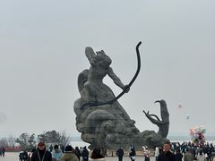 -巴陵广场
