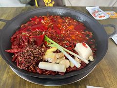 -黄潇洒老火锅(九眼桥宏济巷店)