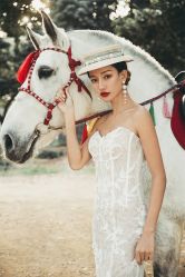 欧美时尚-巴黎婚纱摄影工作室