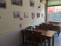 -牛八宝桂林米粉(八里庄店)